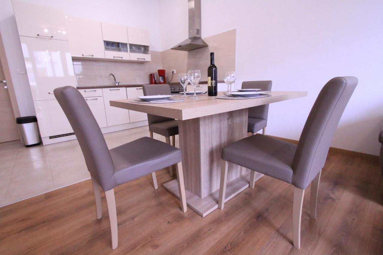 Apartman Darija Podstrana Kültér fotó