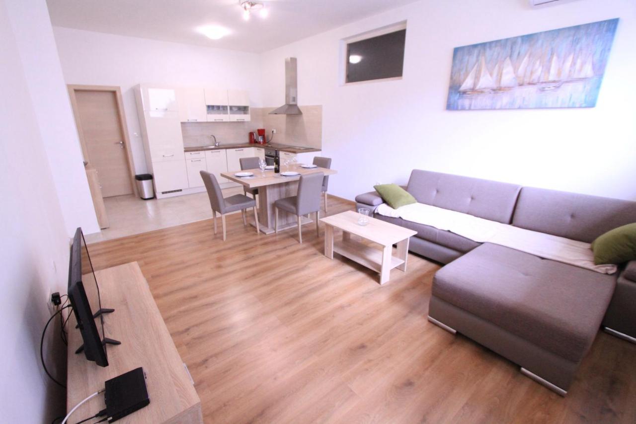 Apartman Darija Podstrana Kültér fotó